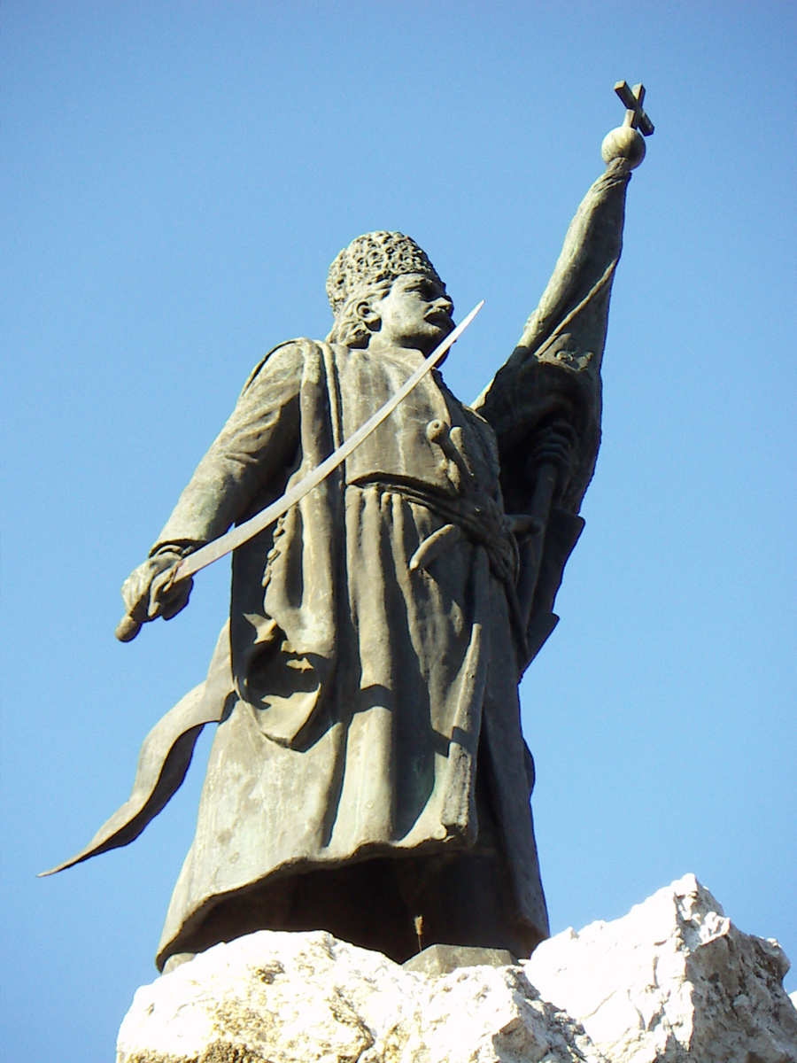 Statuia lui Tudor Vladimirescu din Târgu Jiu